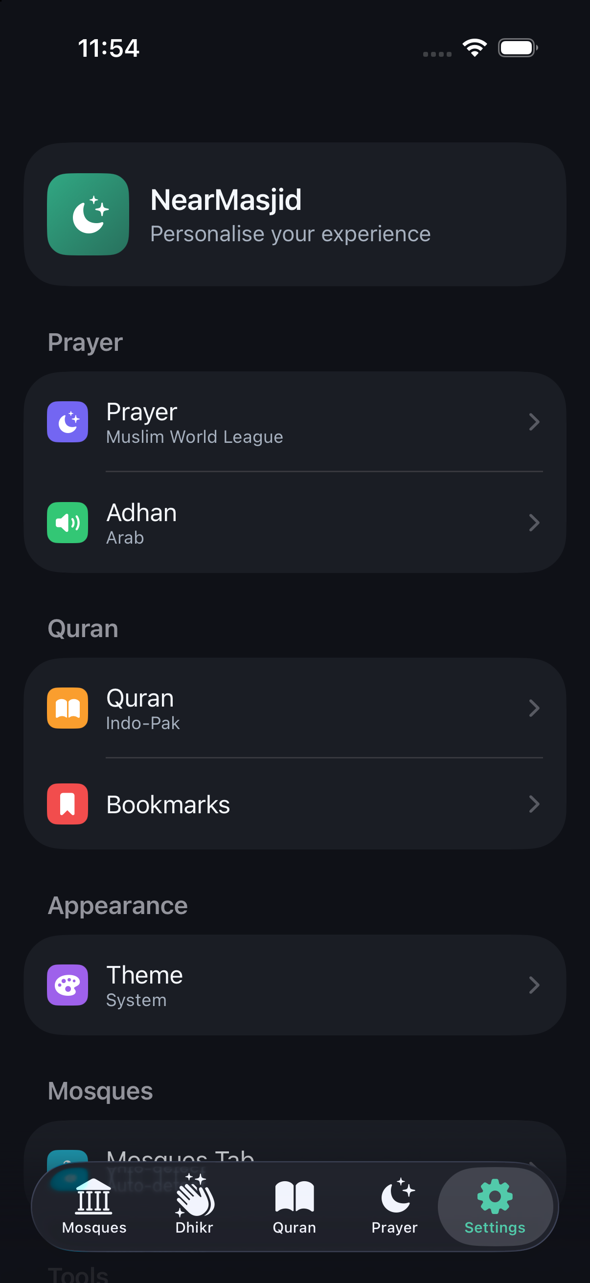 Settings screen for prayer method, adhan voice, Quran script and theme
